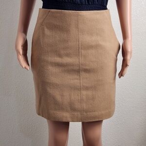 𝅺LOFT Wool Blend Camel pencil Mini Skirt Size: 4